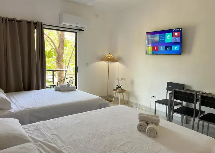 La Jungla Bed & Breakfast 3*