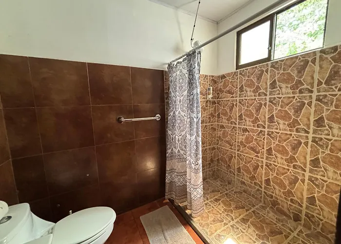 La Jungla Bed & Breakfast